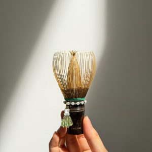 Premium Handmade Black Bamboo Whisk – Tradition (伝統 – Dentō)